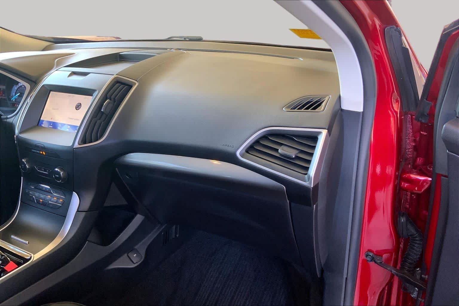 Used 2020 Rapid Red Metallic Tinted Clearcoat Ford SEL image 18
