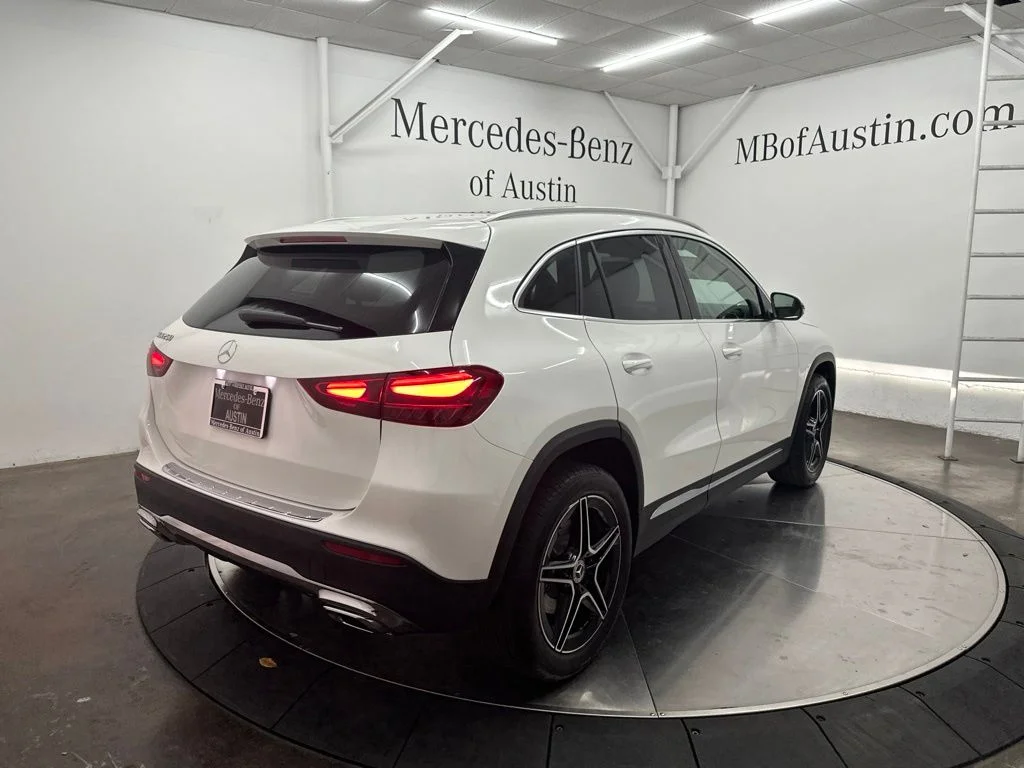 New 2026 White Mercedes-Benz GLA 250 image 7