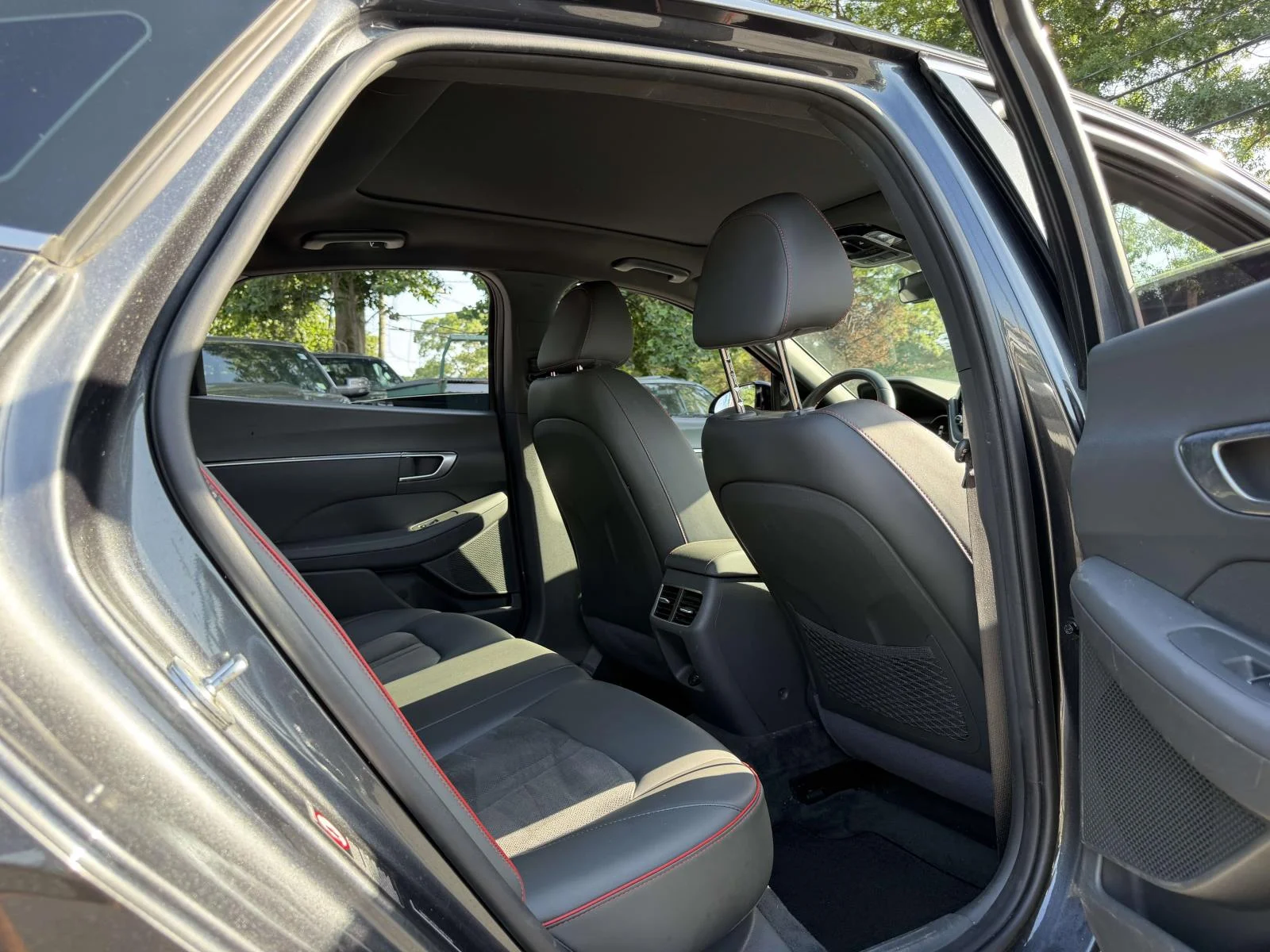 Used 2020 Gray Hyundai SEL Plus image 13