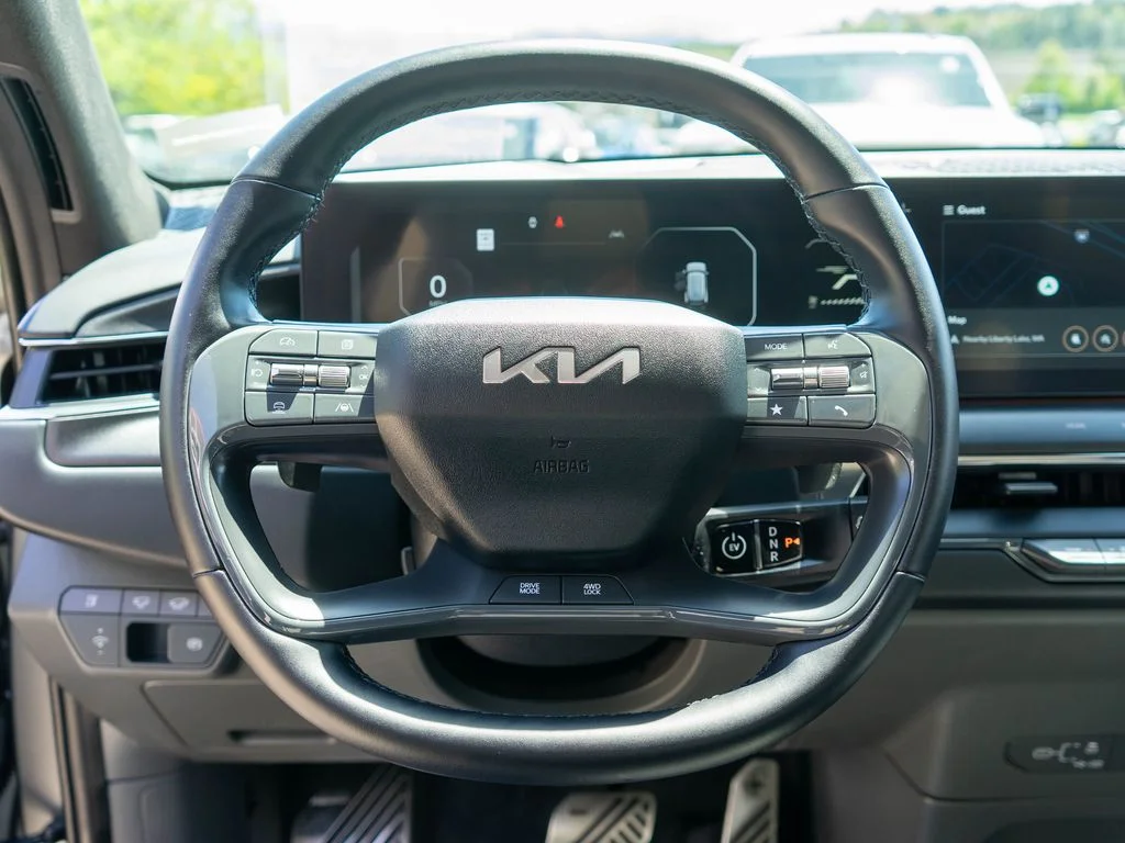 Used 2024 Gray Kia GT-Line image 18