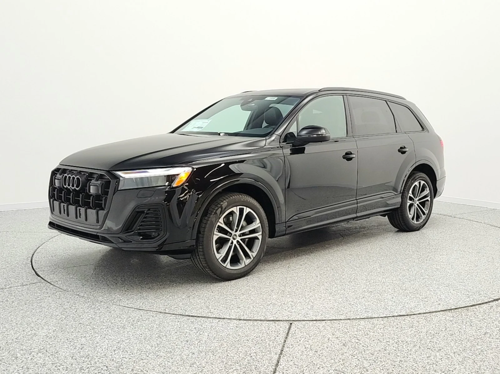 2026 Audi Q7 45 Premium quattro Tiptronic's photo
