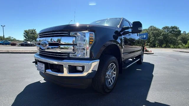 Used 2018  Ford  image 9