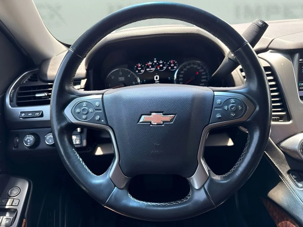 Used 2019 Gray Chevrolet Premier image 17