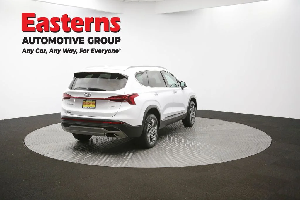 Used 2023 White Hyundai SEL image 39