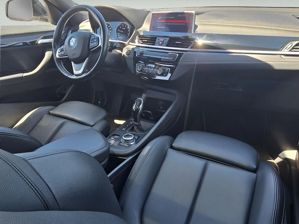Used 2022 Glacier Silver Metallic BMW xDrive28i image 12