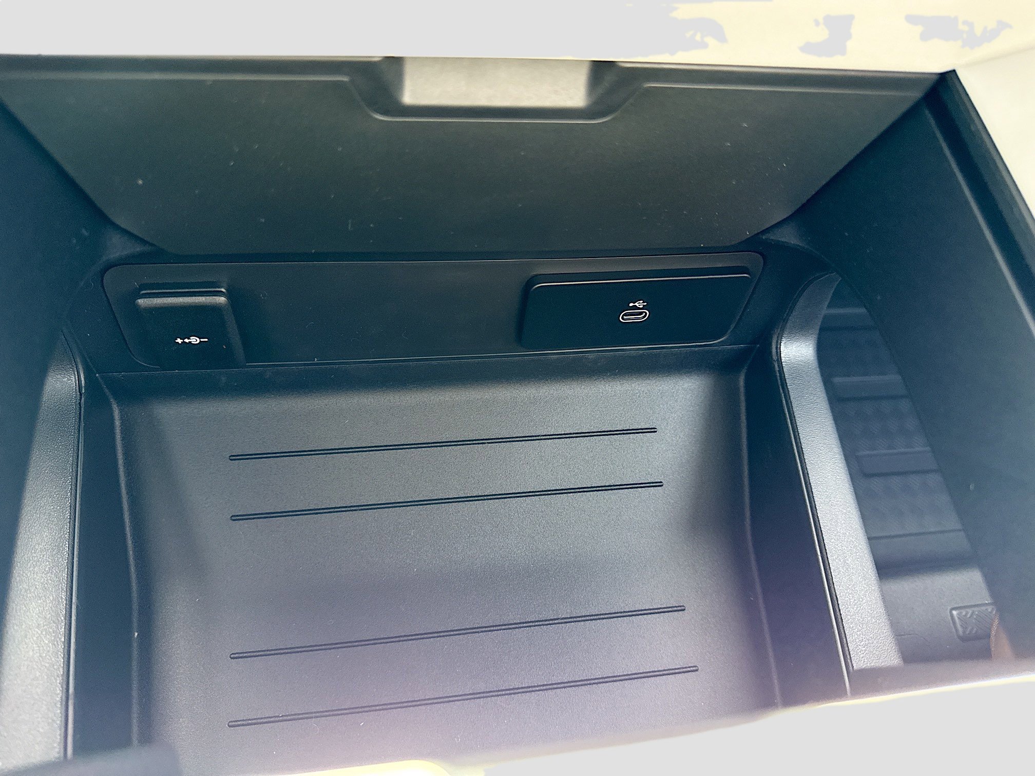 New 2026 Gondwana Stone LAND ROVER X-Dynamic SE image 30