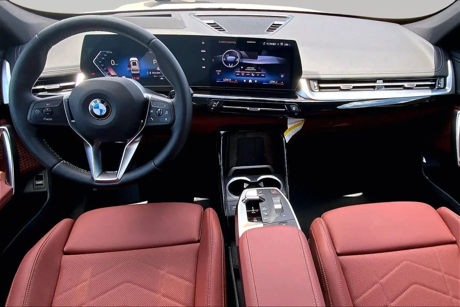 New 2026 Mineral White Metallic BMW xDrive28i image 5