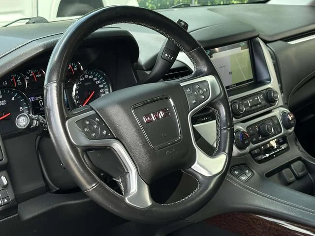 Used 2020 Black GMC SLT image 2