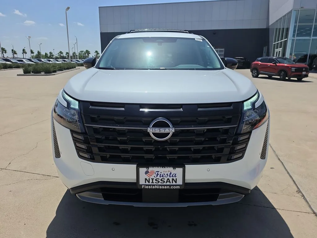 New 2026 Everest White Pearl TriCoat Nissan SL image 10