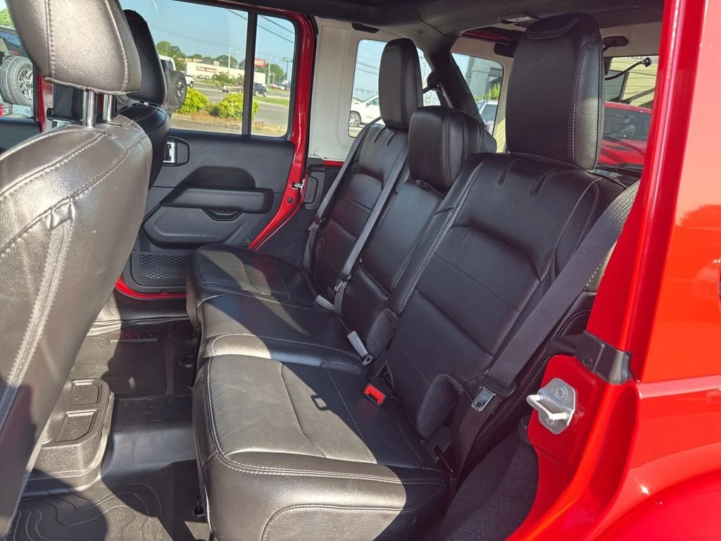 Used 2021 Red Jeep Unlimited Sahara Altitude image 20