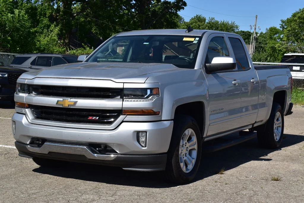 2016 Chevrolet Silverado 1500 LT 4X4 Double Cab Std Box's photo