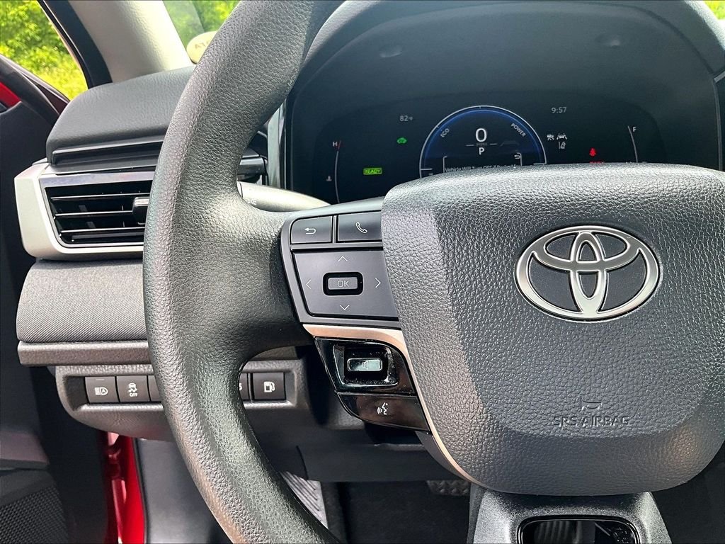 Used 2026 Red Toyota LE image 22