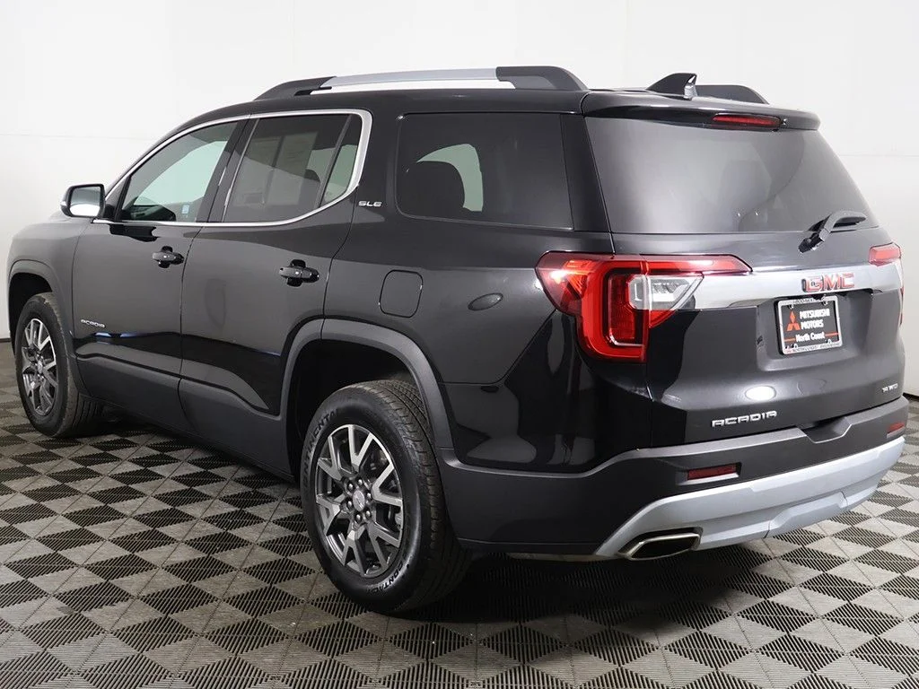 Used 2023 Black GMC SLE image 12