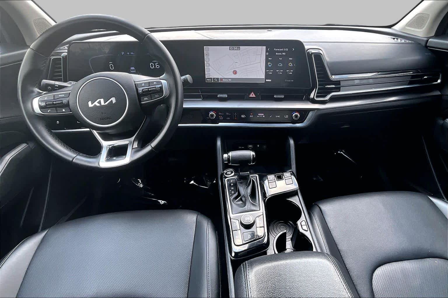 Used 2024 Everlasting Silver Kia EX image 15