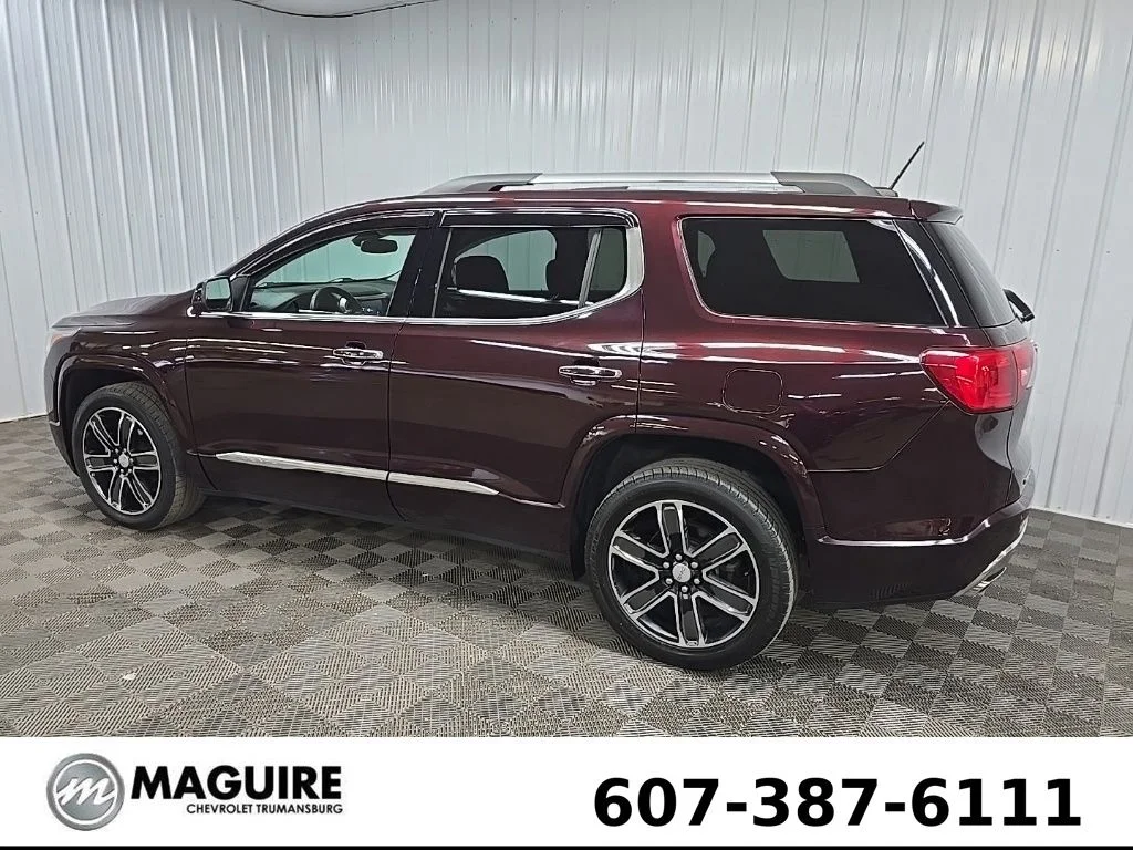 Used 2017 Red GMC Denali image 4