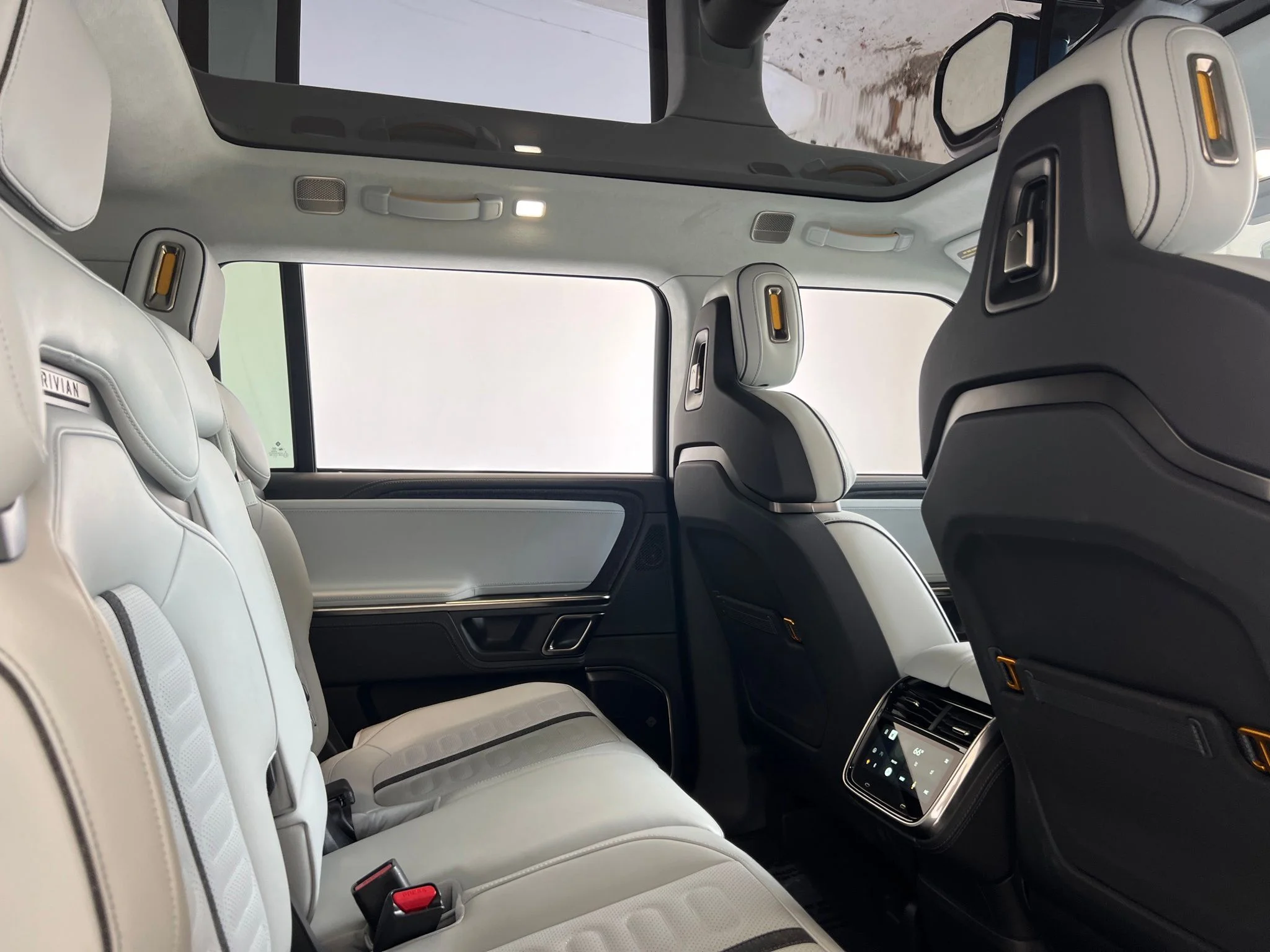 Used 2024 Blue Rivian Adventure image 16