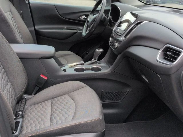 Used 2018 White Chevrolet LT image 30