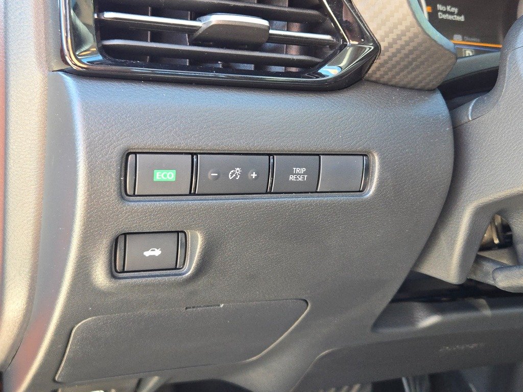 Certified Used 2025 Orange Nissan SR image 24