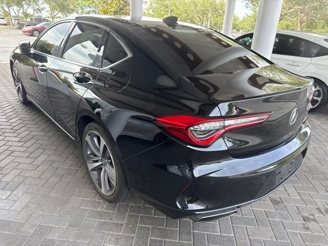 Used 2022  Acura Advance image 4