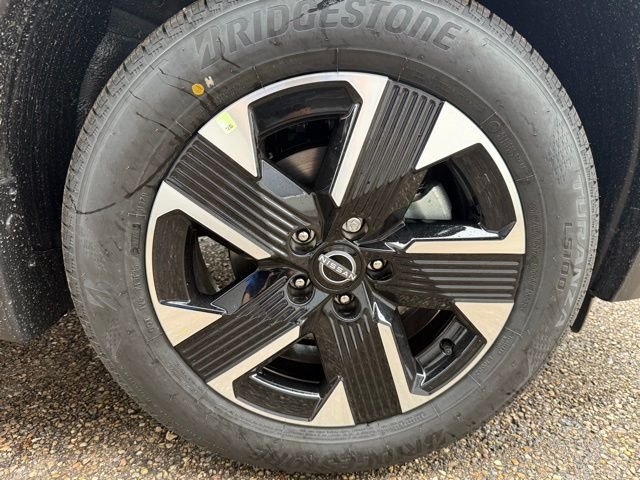 Used 2026 Gray Nissan SV image 29