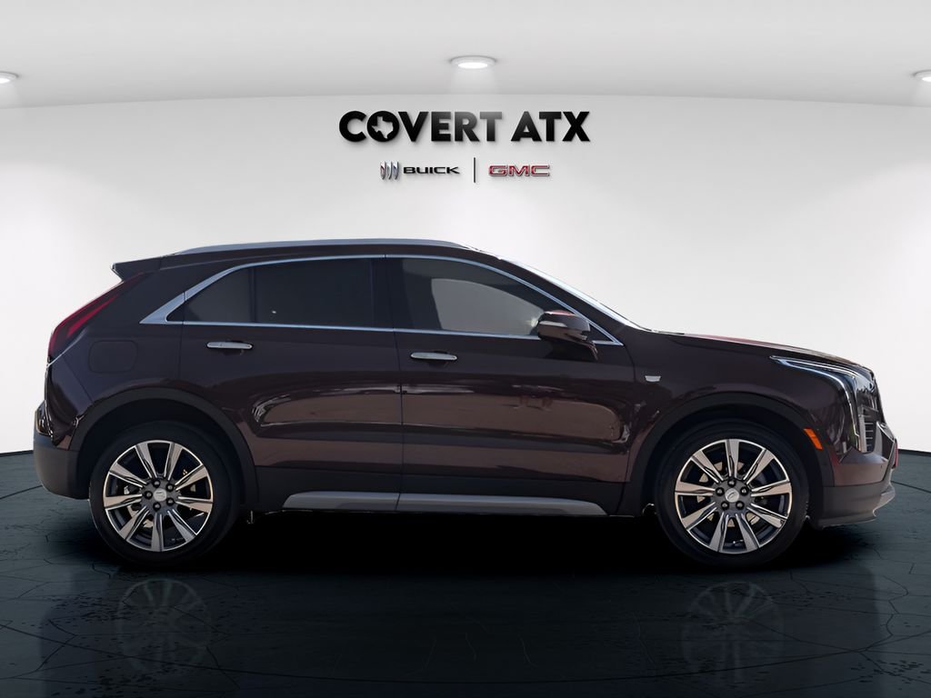 Used 2022  Cadillac Premium Luxury image 8