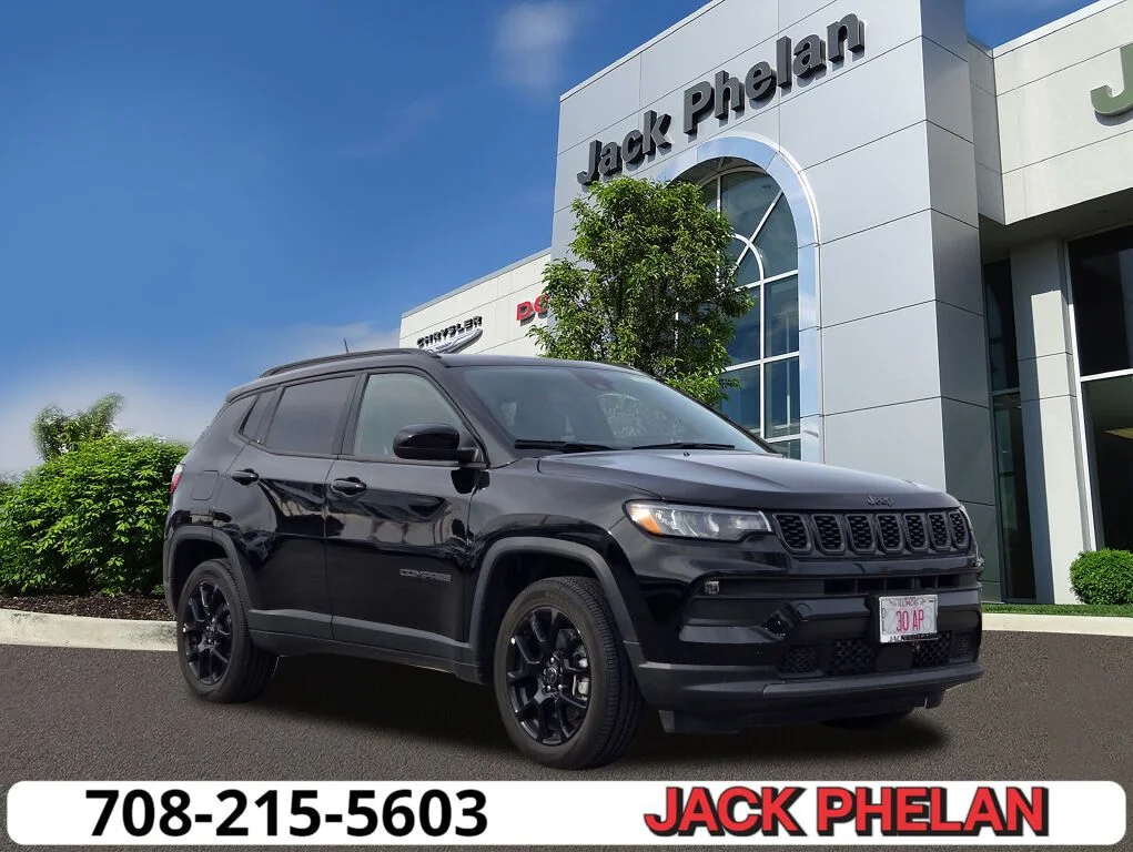 New 2026 Diamond Black Crystal Pearlcoat Jeep Latitude image 1