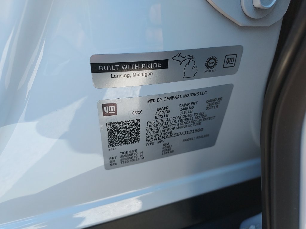 New 2027 Summit White Buick Preferred image 25