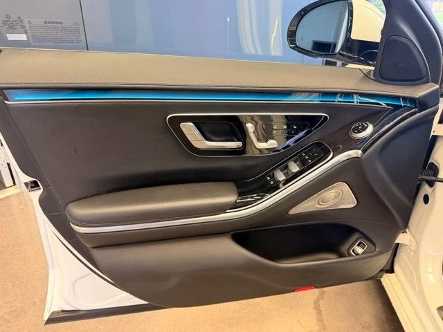 Used 2022 White Mercedes-Benz S 500 image 18