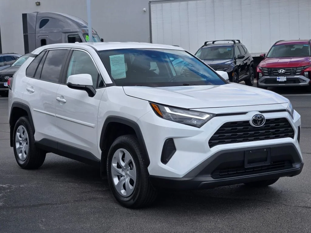 Used 2023 White Toyota LE image 3