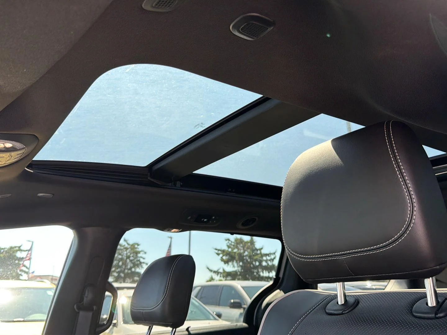 2026 Chrysler Pacifica Limited - Photo 18