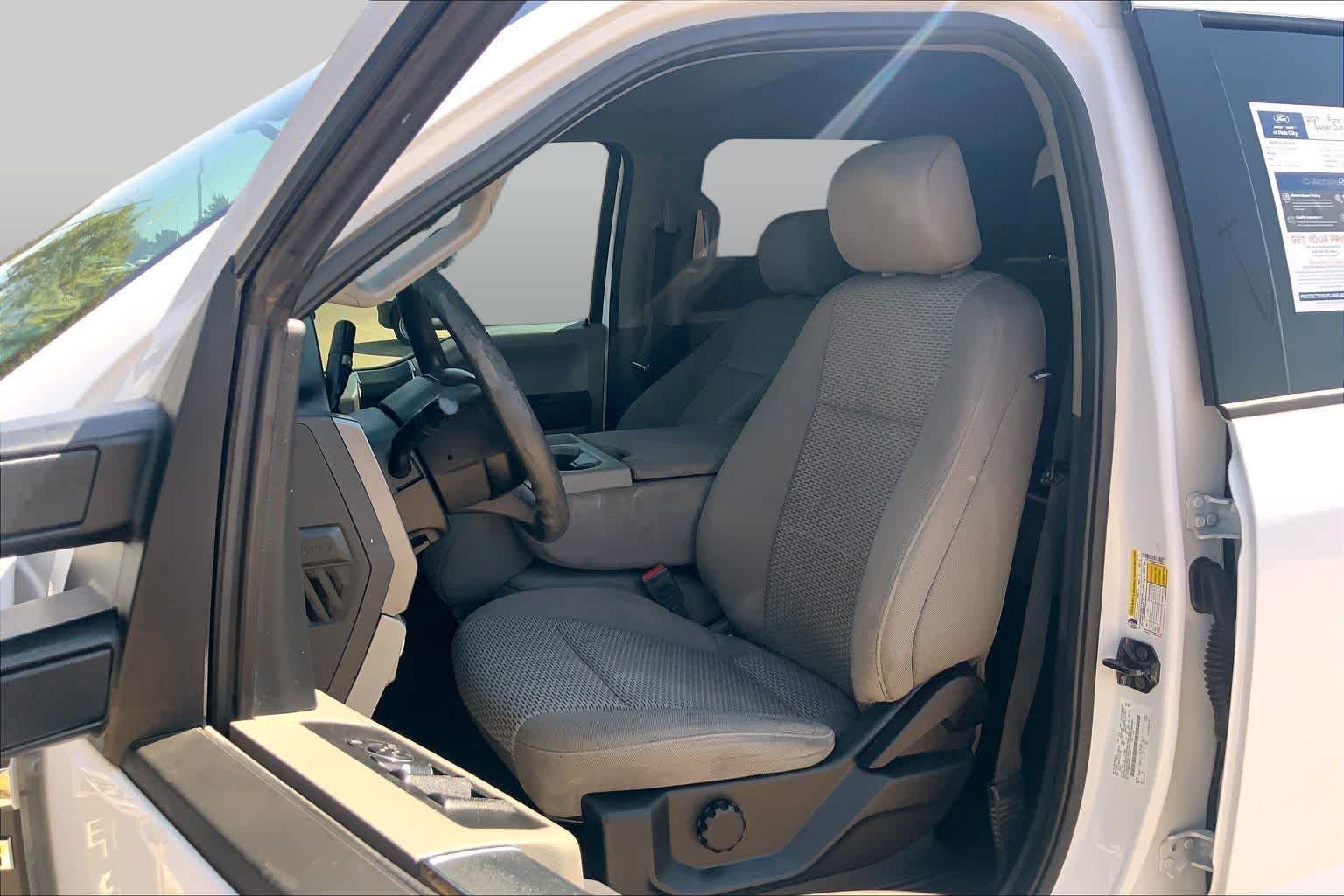 Used 2021 Oxford White Ford XLT image 8