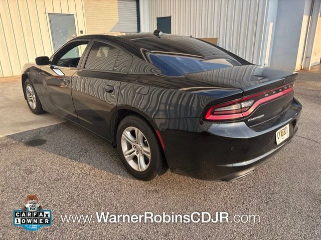 Used 2023 Black Dodge SXT image 5