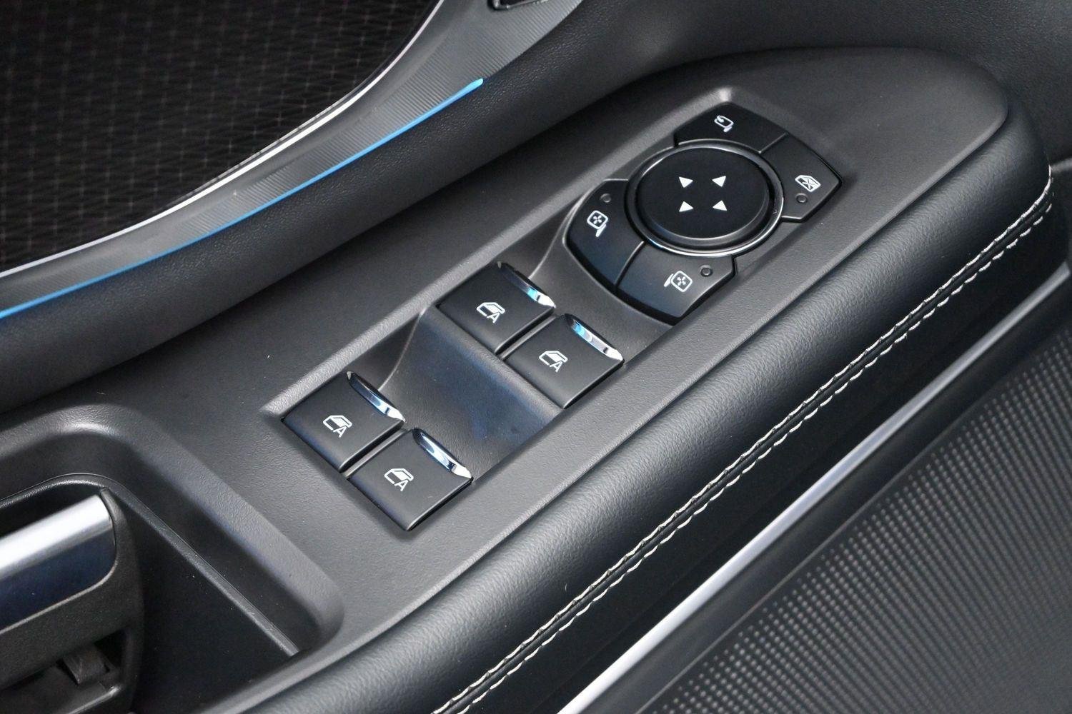 Used 2025 Agate Black Ford Platinum image 18
