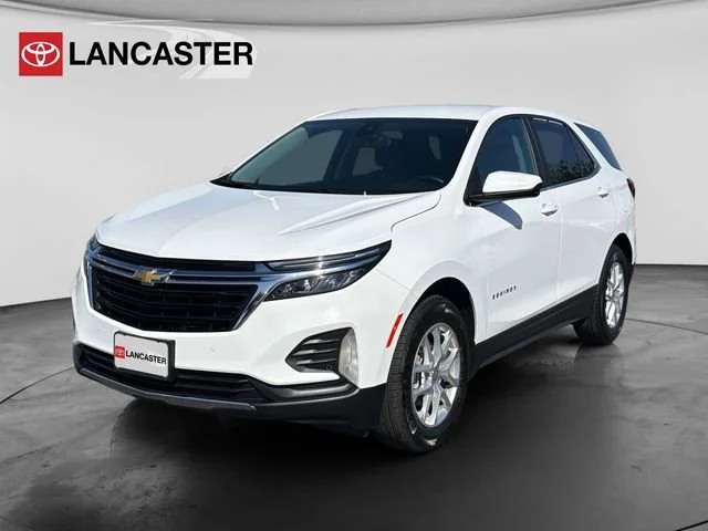 Used 2024 Summit White Chevrolet LT image 3