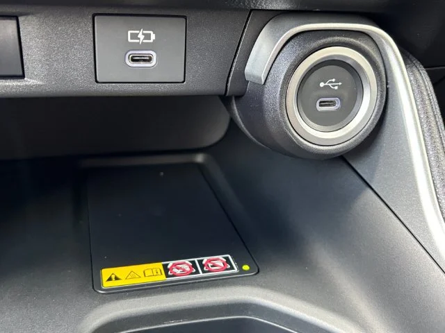 New 2026 Wind Chill Pearl <sup>1</sup> Toyota  XLE image 23