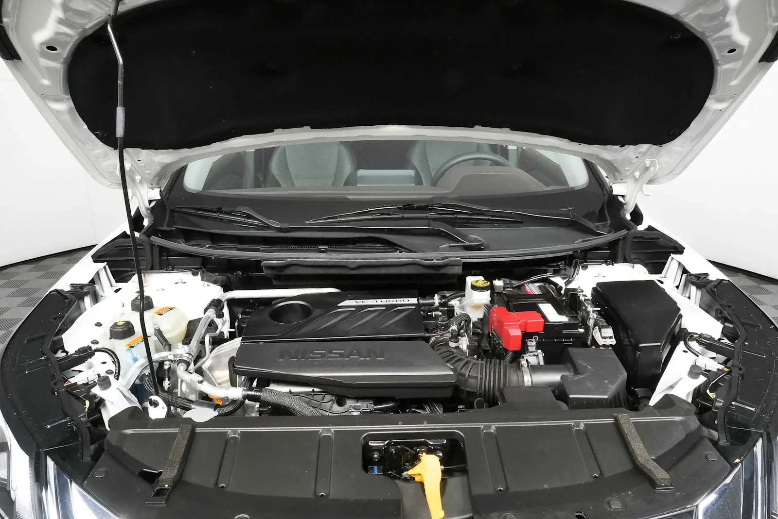 Used 2023 Pearl White Tricoat Nissan SV image 31