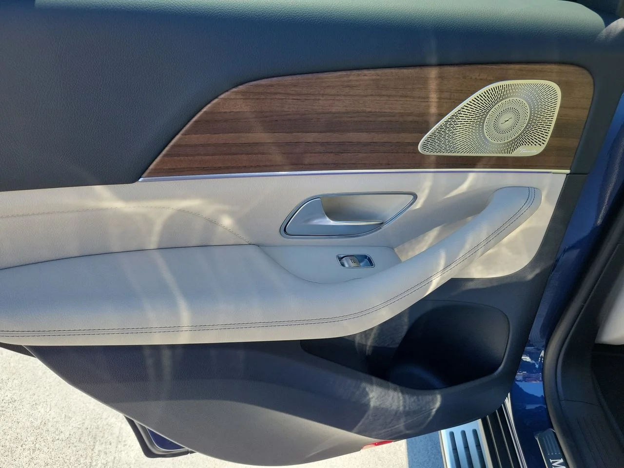 New 2026 Twilight Blue Metallic Mercedes-Benz GLE 450 image 10