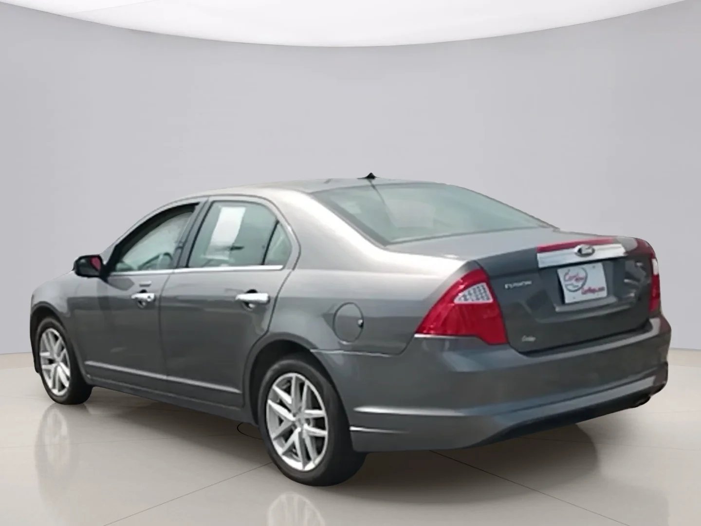 Used 2011 Gray Ford SEL image 3