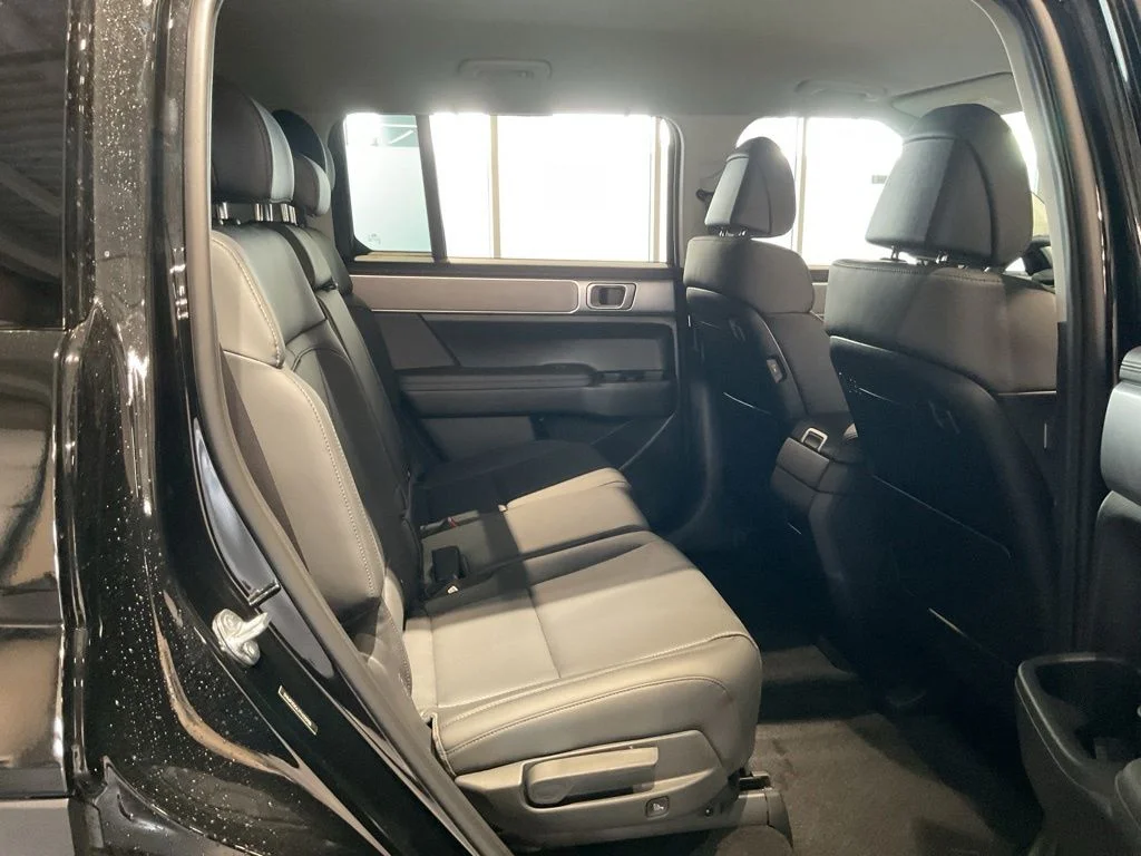 New 2026 Black Hyundai SEL image 25