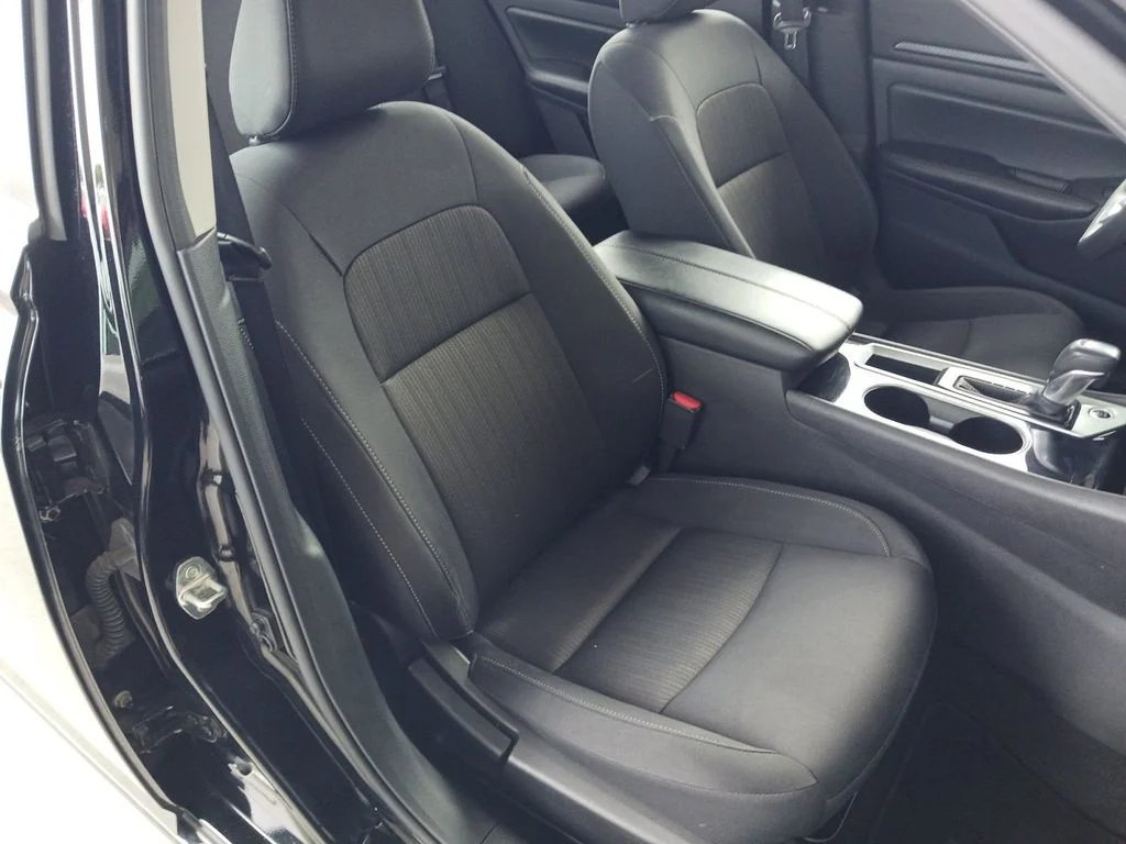 Used 2024 Black Nissan 2.5 SV image 26