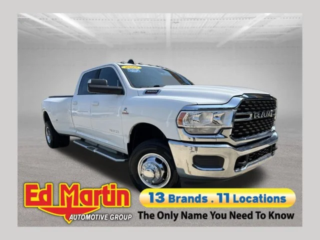 Used 2022 White Ram Big Horn image 1