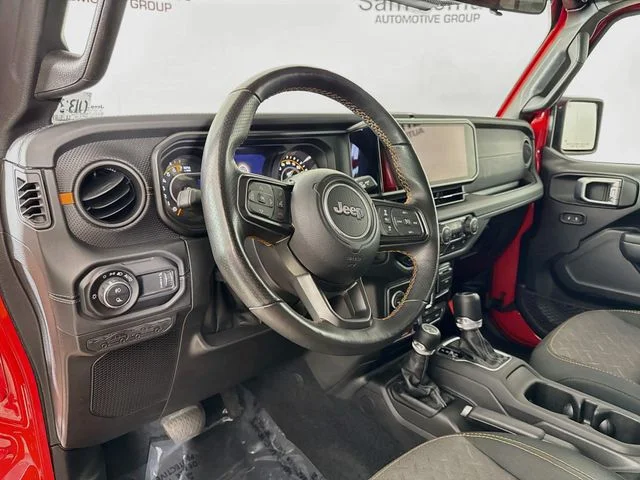 Used 2024 Red Jeep Mojave image 9