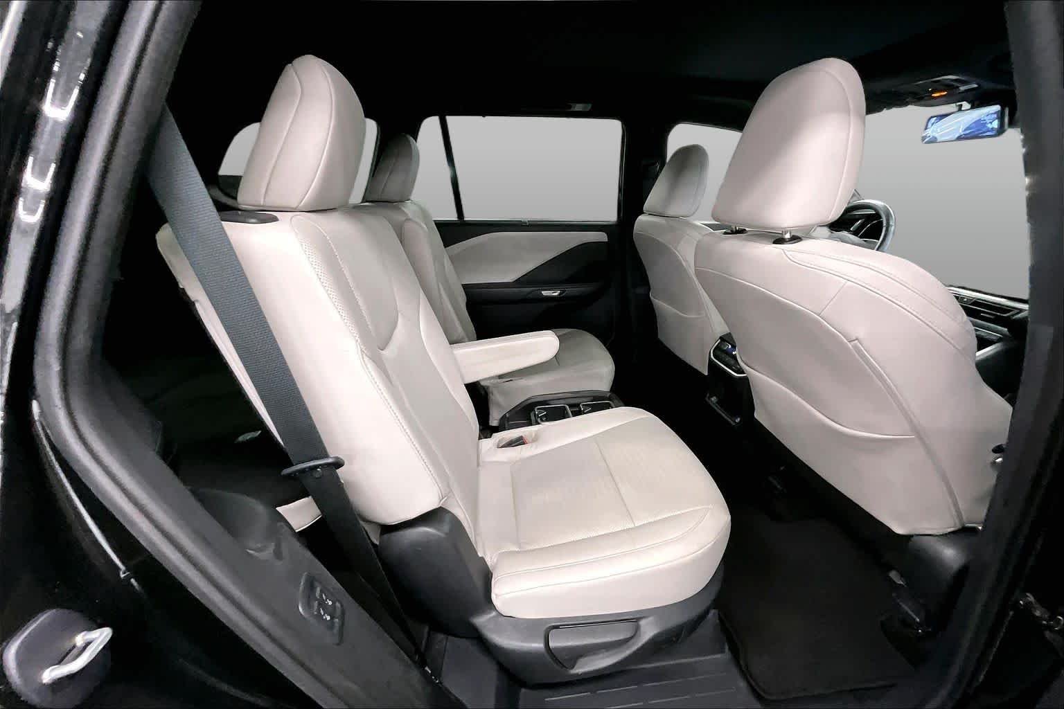 Certified Used 2025 Caviar Lexus Premium image 20