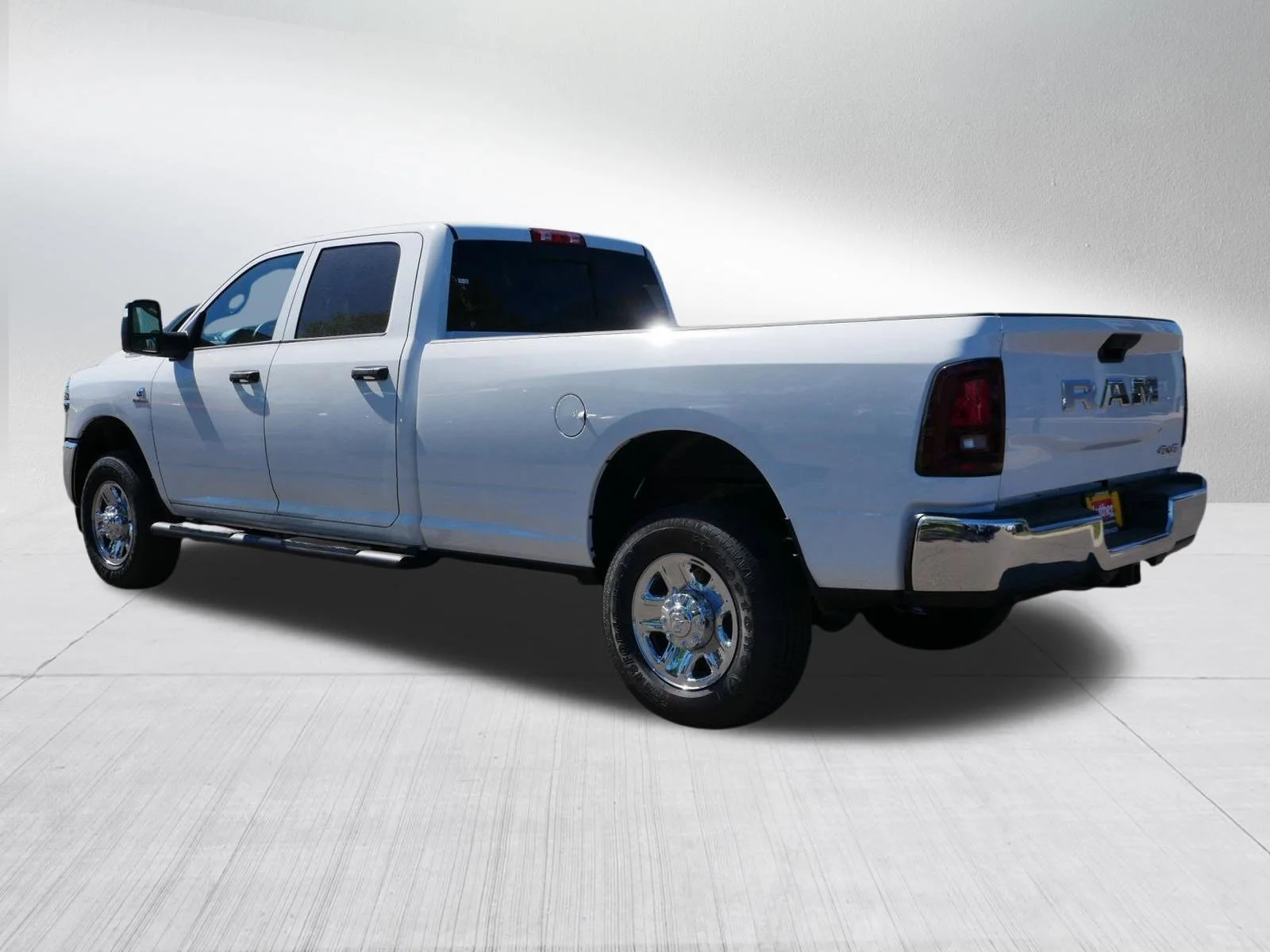 New 2026 Bright White Clear-Coat Exterior Paint RAM Tradesman image 5