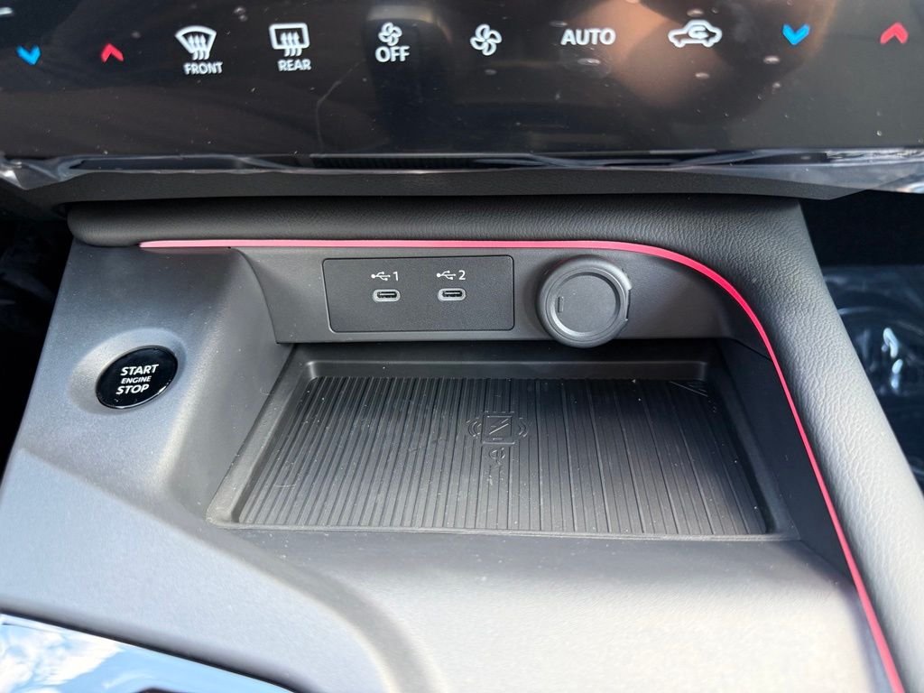 New 2026 Atlantic Gray Metallic / Super Black Two-tone Nissan SR image 31