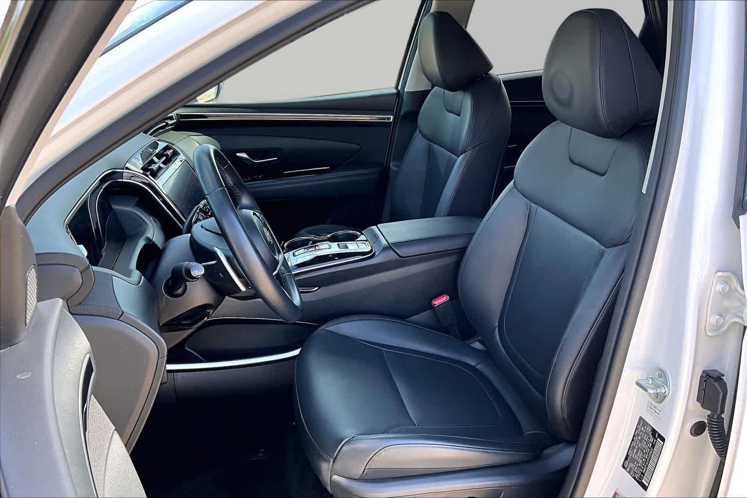 Used 2023 Serenity White Pearl Hyundai SEL Convenience image 8