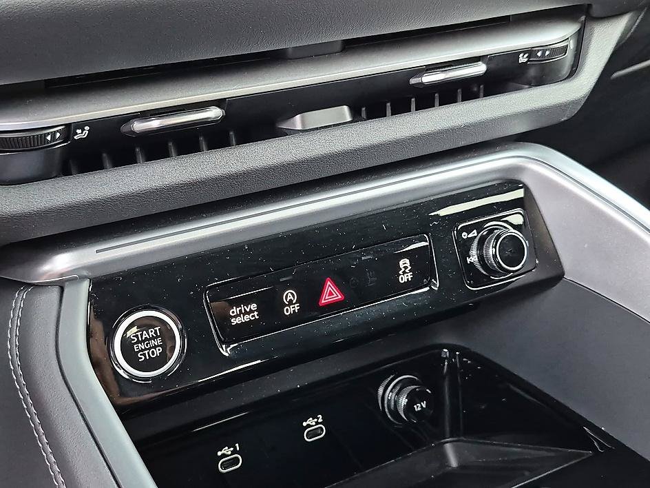 Used 2025 Black Audi Premium Plus image 24