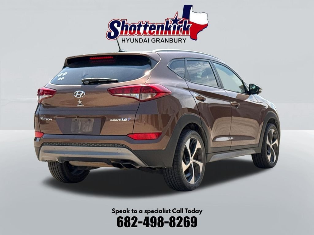 Used 2017 Beige Hyundai Sport image 6