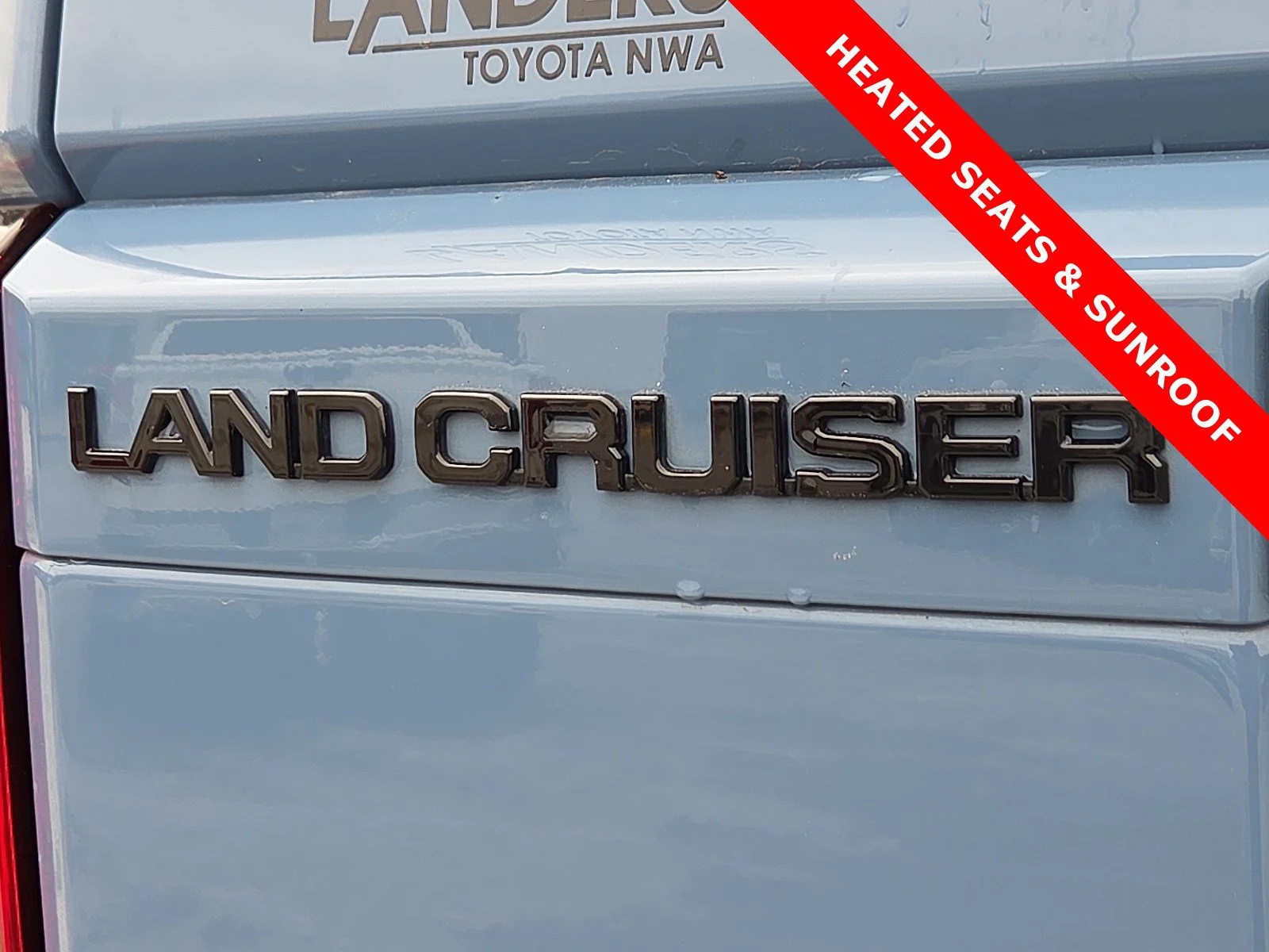 Used 2024 Heritage Blue/Gray Scape Toyota 4DR 4WD image 8
