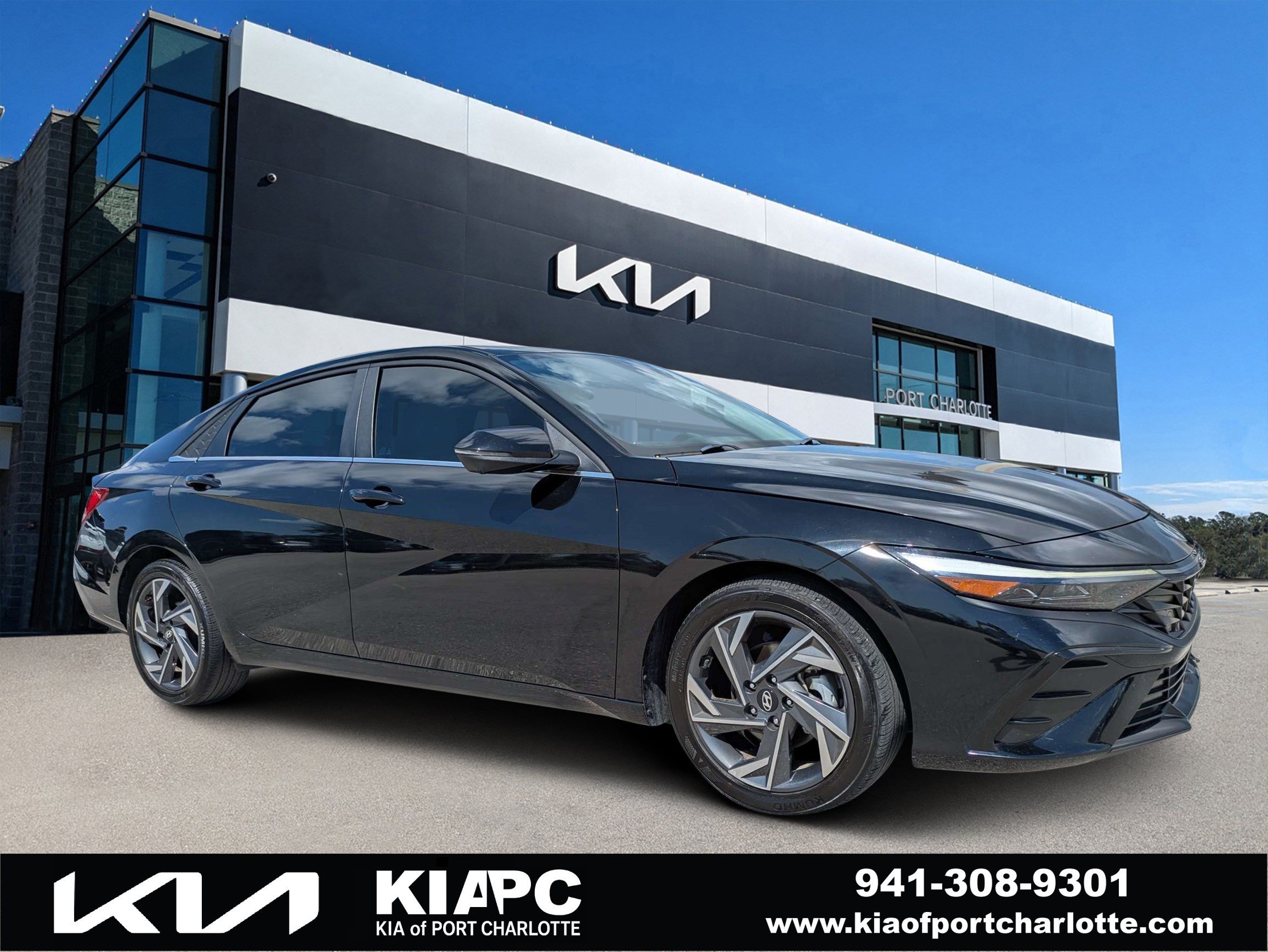 2024 Hyundai Elantra 2.0 Limited IVT's photo